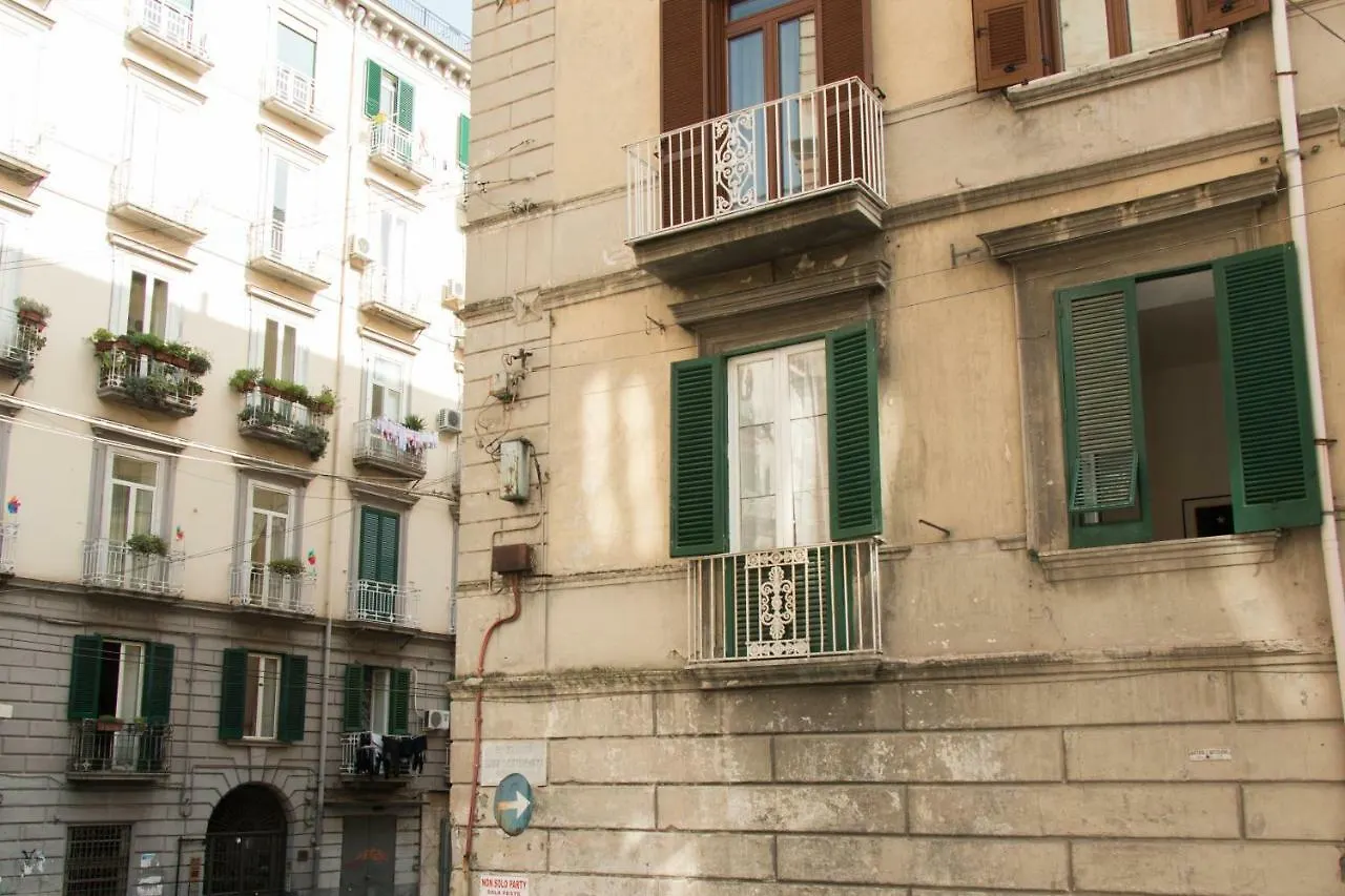 B&B Cirillo 65 Napoli Bed & Breakfast